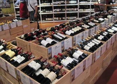 工廠附近開什么店好？中國名酒折扣店加盟利潤可觀，飲料及茶葉零售前景分析